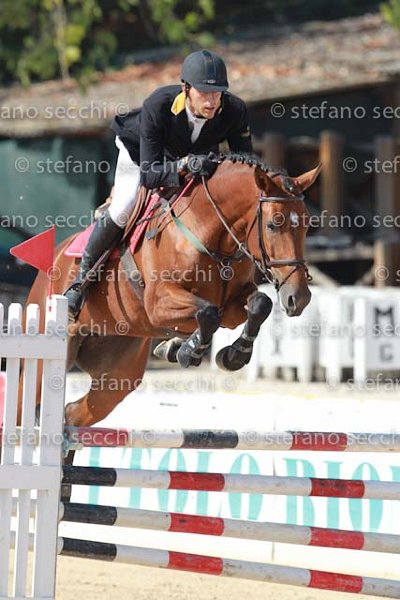 UDA_LARISSA_GIO CAV 2011_SS3_6969.jpg